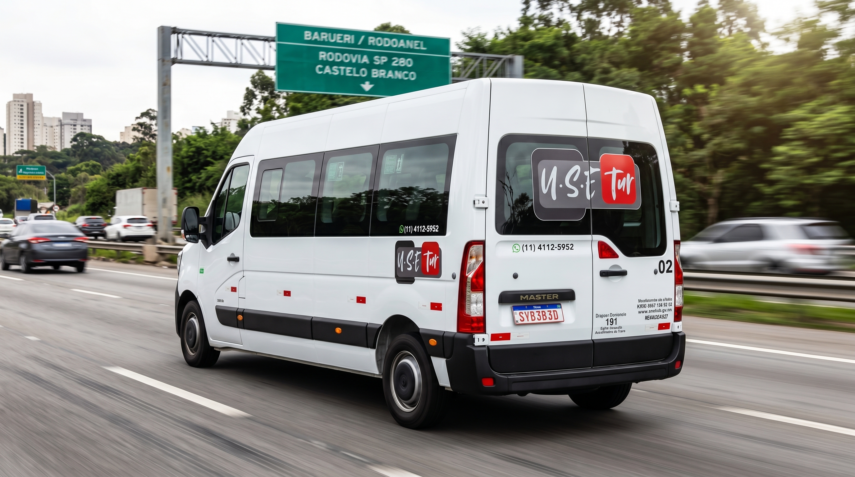 Van U.S.E Tur em rota corporativa